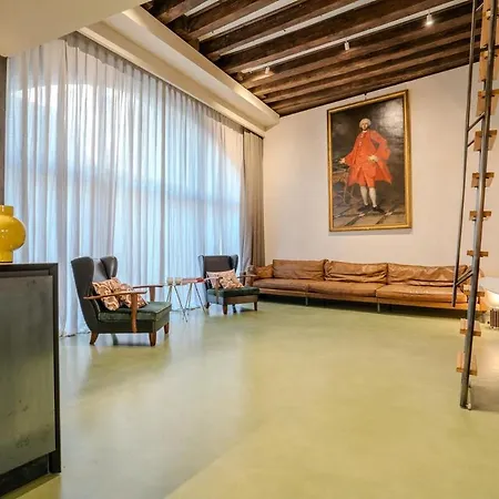 Venice's Air Loft D'artista Apartment *